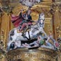 Burgos, musée de la cathédrale : Cette représentation de saint Jacques en matamore, guerrier tueur de maures est rare en europe, excepté l'Espagne. Cette représentation remonte à son apparition supposée dans la bataille de Clavijo en 844. Saint Jacques devient le champion de la Reconquête contre l'ennemi musulman (Camino Francés).